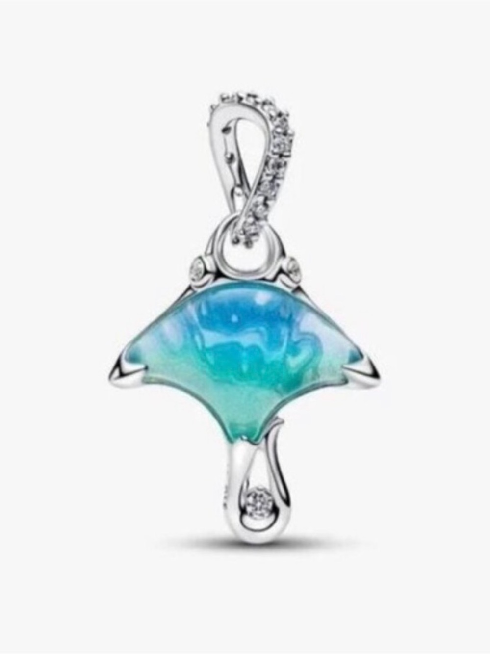 Pandora manta ray charm